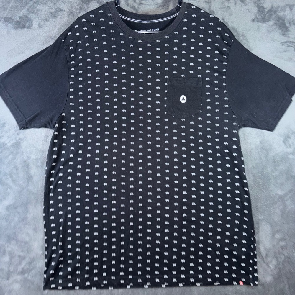 Men XL Airwalk T-Shirt Black Excellent Vintage Y2K Print Pocket Tee Short Sleeve